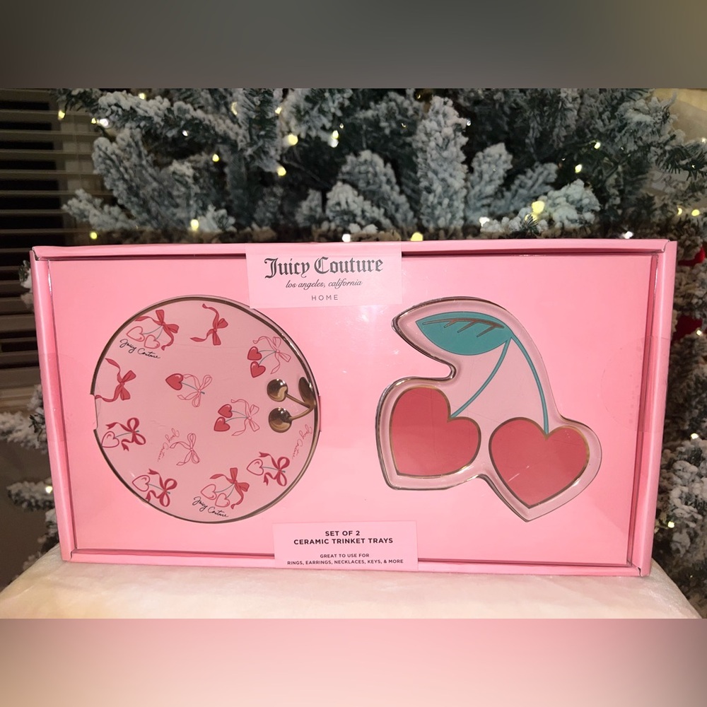 Juicy Couture Pink Ceramic Trinket Tray Set (2) New in Box